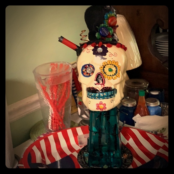 Halloween party centerpiece! Skull,shot out, decor
